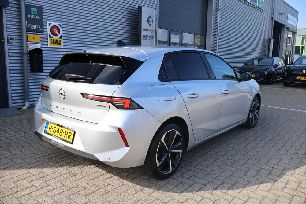 Opel Astra 1.6 Hybrid Business Edition 1e Eigenaar uit 2022, foto 10