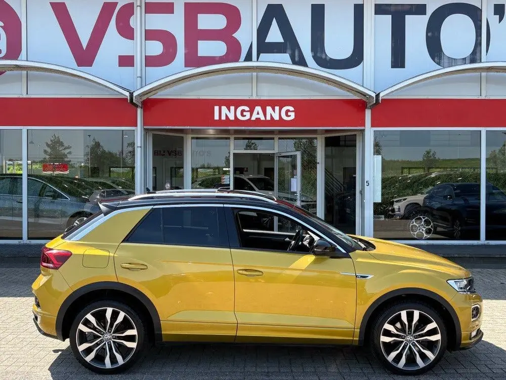 Volkswagen T-ROC 1.5 TSI AUT. ACT 150PK R-LINE SPORT PANO-DA uit 2020, foto 4