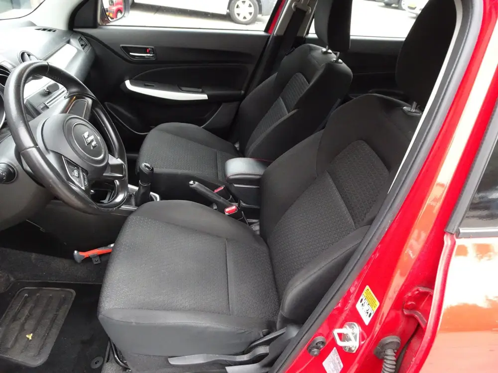 Suzuki Swift 1.2 Comfort uit 2019, foto 10