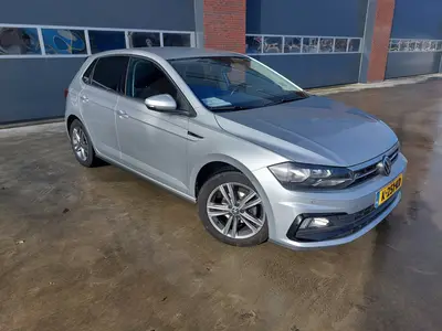 Volkswagen Polo 1.0 TSI Highline Business R Airco/ECC / NAV uit 2021