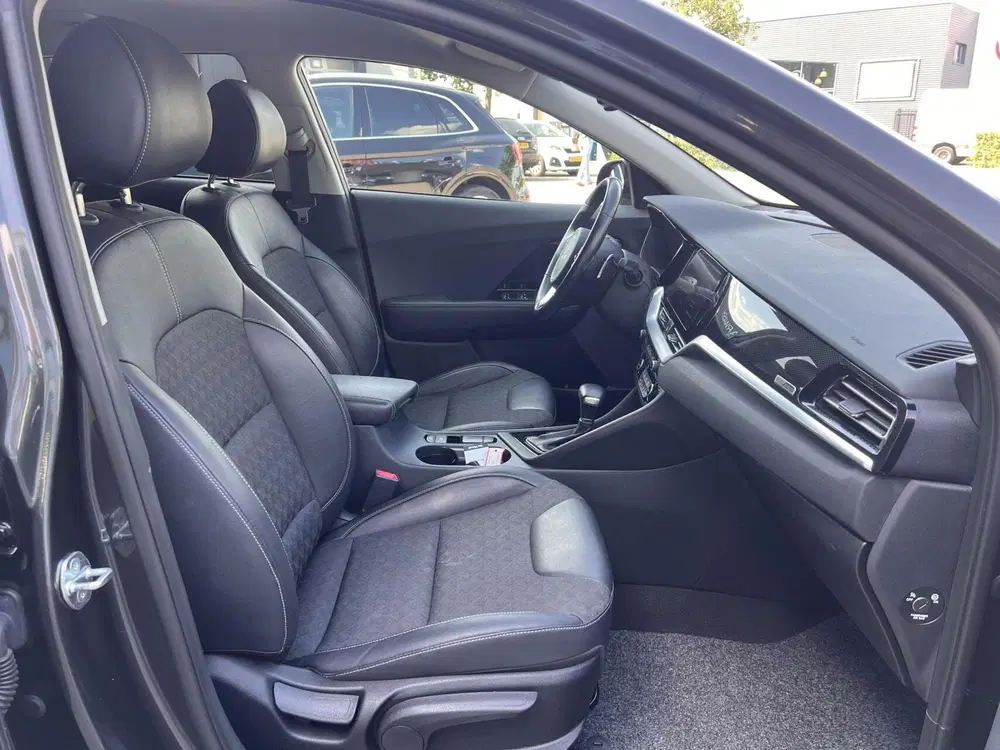 Kia Niro 1.6 GDi PHEV DynamicLine Clima Cruise NAV uit 2022, foto 20