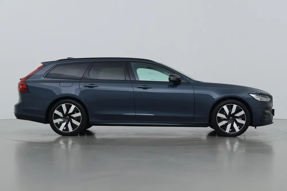 Volvo V90 T8 Plus Dark uit 2024, foto 10
