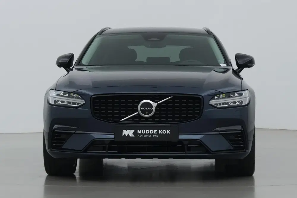 Volvo V90 T8 Plus Dark uit 2024, foto 16