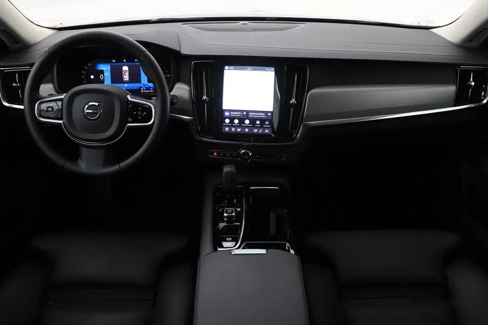 Volvo V90 T8 Plus Dark uit 2024, foto 4