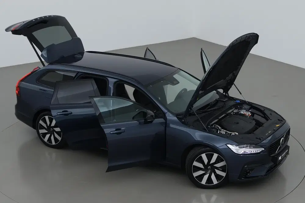 Volvo V90 T8 Plus Dark uit 2024, foto 6