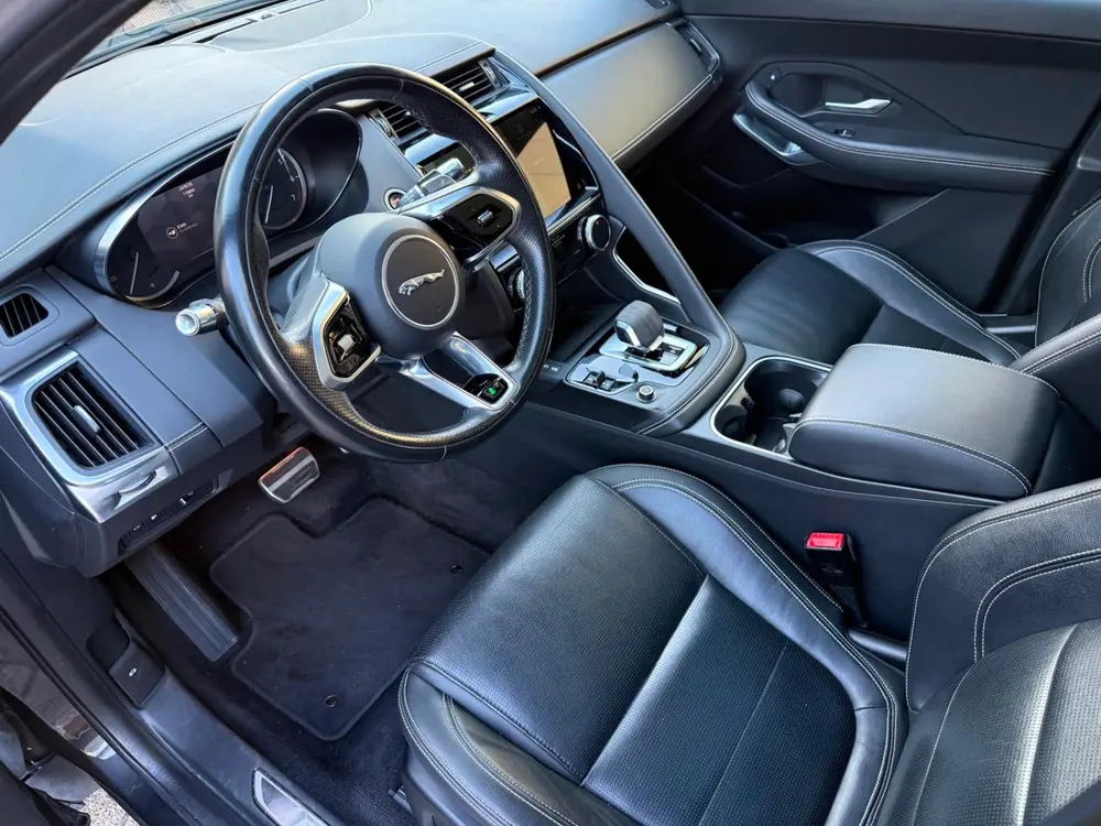 Jaguar E-Pace 1.5 P300e AWD R-Dynamic S *PANORAMA-LEDER-TREK uit 2021, foto 4