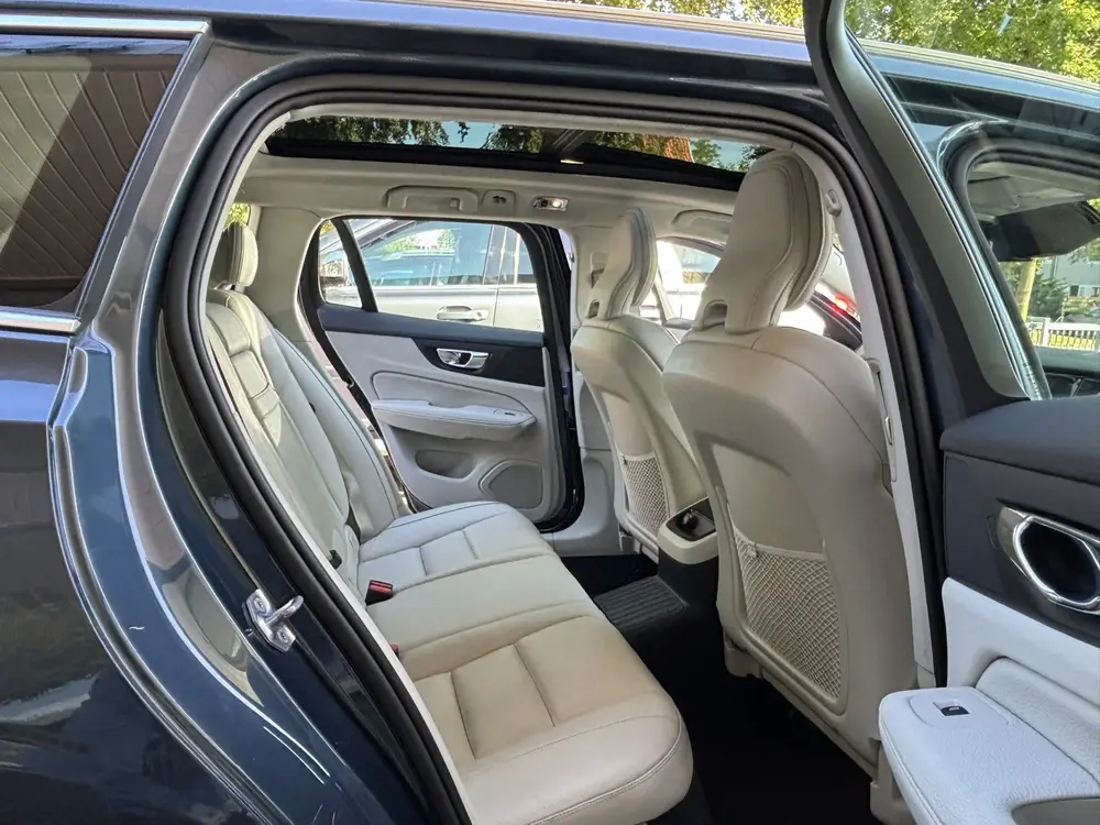 Volvo V60 T8 AWD Inscription Panorama HeadUp 360 (bj uit 2019, foto 6