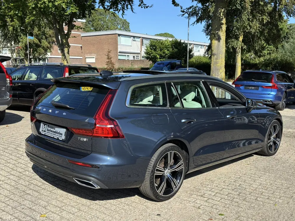 Volvo V60 T8 AWD Inscription Panorama HeadUp 360 (bj uit 2019, foto 8