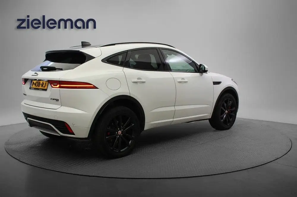 Jaguar E-Pace 1.5 P300e AWD R-Dynamic HSE - Panorama, Carpla uit 2022, foto 16