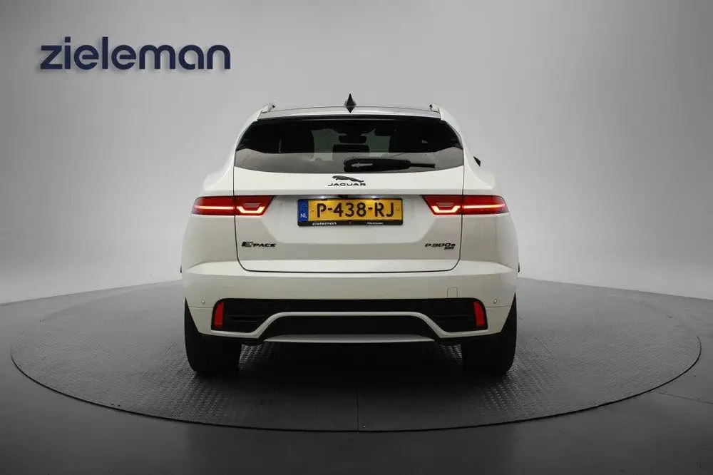 Jaguar E-Pace 1.5 P300e AWD R-Dynamic HSE - Panorama, Carpla uit 2022, foto 17