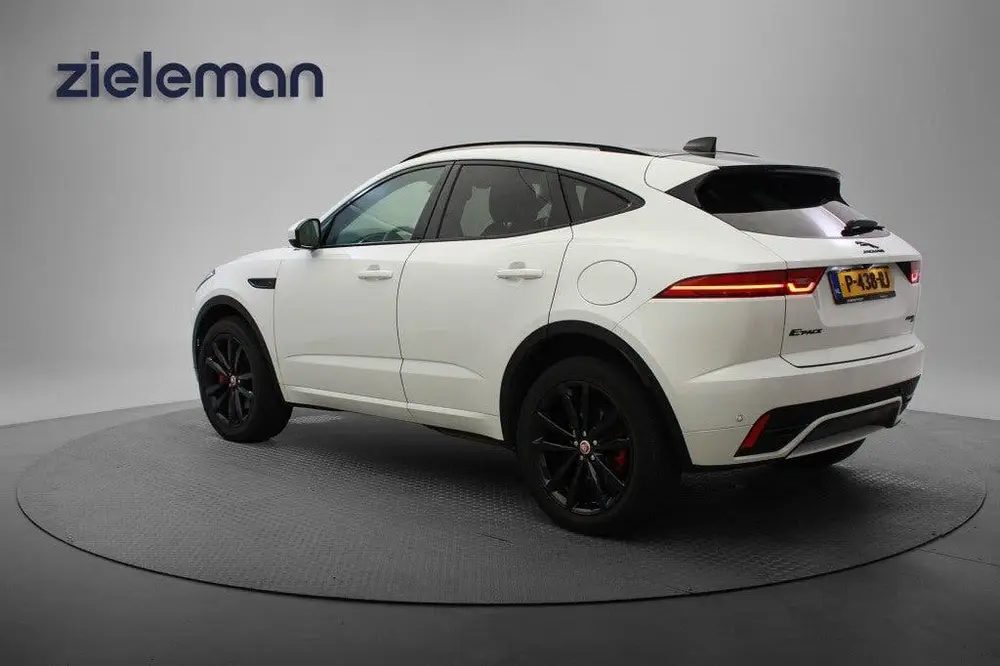 Jaguar E-Pace 1.5 P300e AWD R-Dynamic HSE - Panorama, Carpla uit 2022, foto 3