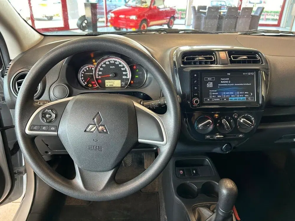 Mitsubishi Space Star 1.2 CONNECT+ uit 2022, foto 7