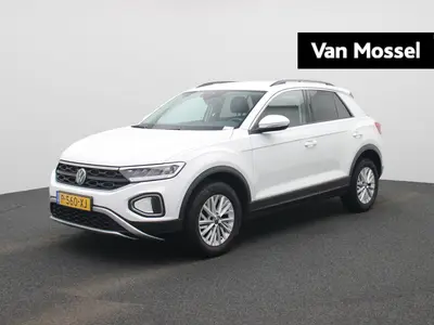Volkswagen T-Roc 1.5 TSI Life uit 2022