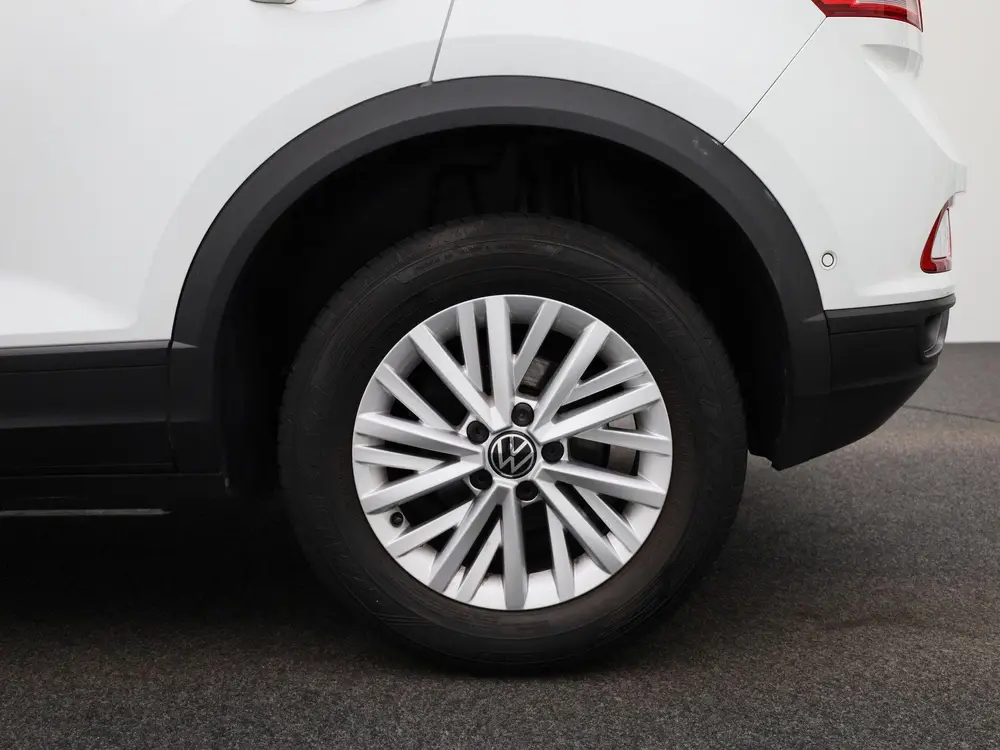 Volkswagen T-Roc 1.5 TSI Life uit 2022, foto 13