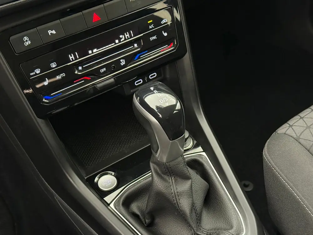 Volkswagen T-Cross 1.5 TSI Life | Automaat | Adaptive cruise uit 2022, foto 19