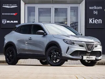 Alfa Romeo Junior 1.2 Turbo Hybrid Ibrida Speciale uit 2025
