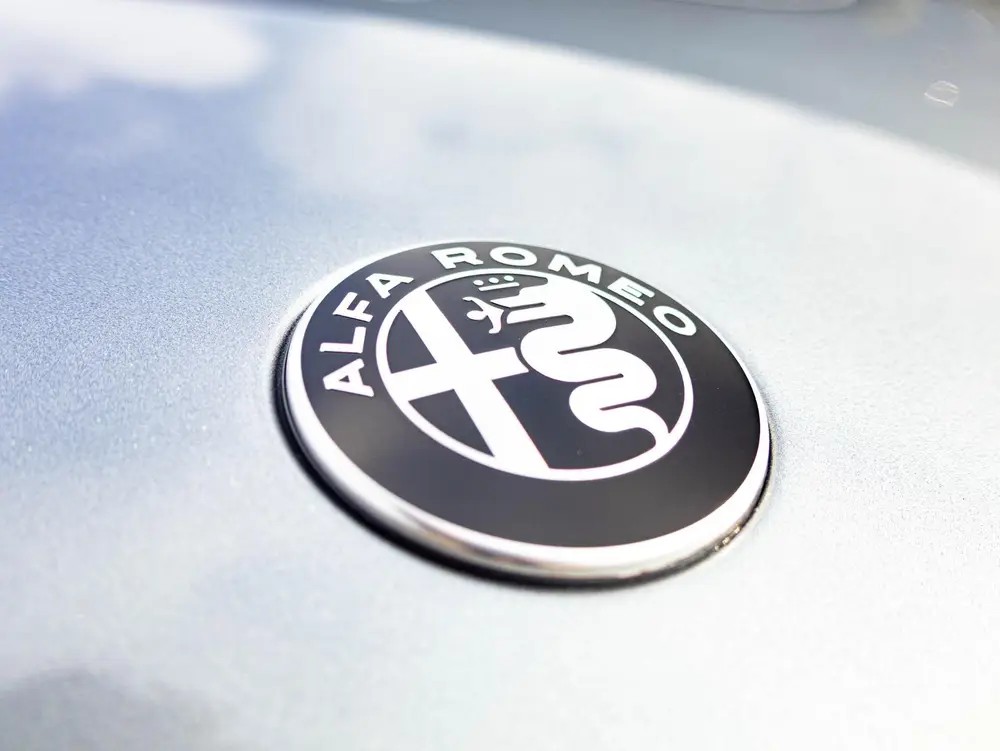 Alfa Romeo Junior 1.2 Turbo Hybrid Ibrida Speciale uit 2025, foto 8