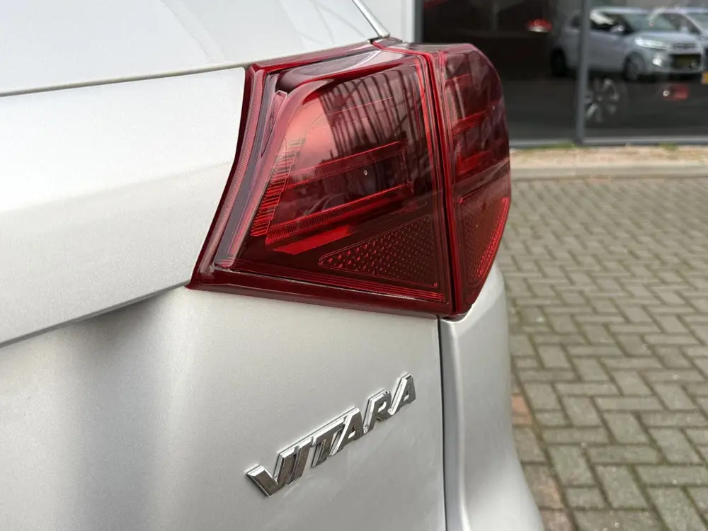 Suzuki Vitara 1.0 Boosterjet Autom Led Carplay Cruise Camera uit 2019, foto 13