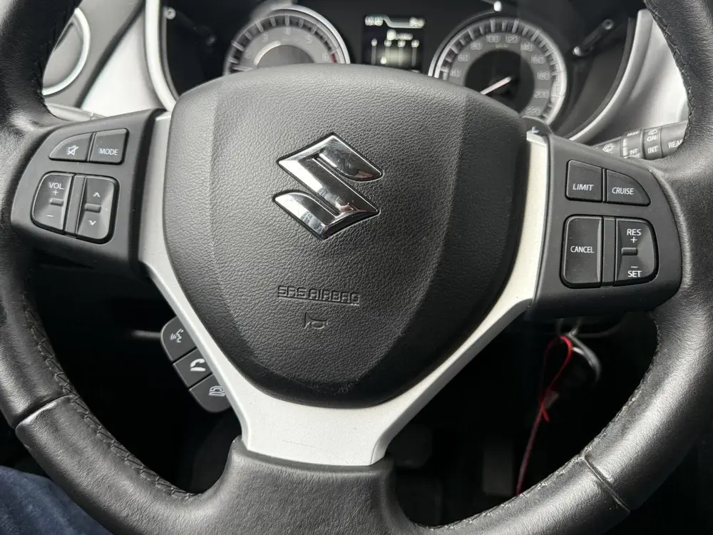 Suzuki Vitara 1.0 Boosterjet Autom Led Carplay Cruise Camera uit 2019, foto 19