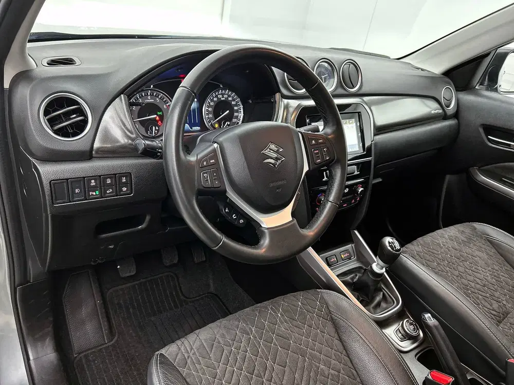 Suzuki Vitara 1.4 Boosterjet Comfort Smart Hybrid uit 2022, foto 12