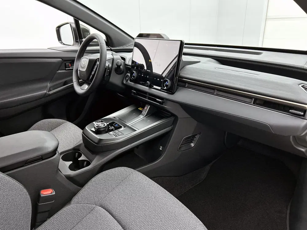 Toyota bZ4X Dynamic AWD 75 kWh uit 2026, foto 6