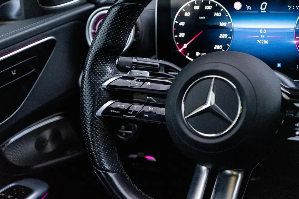 Mercedes-Benz C-Klasse 200 AMG Pano uit 2021, foto 17