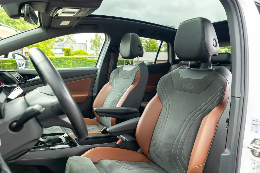 Volkswagen ID.4 Tech 77 kWh Soh 89% I Trekhaak I IQ Light I uit 2021, foto 17