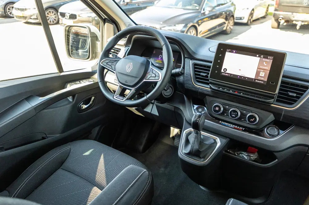 Renault Trafic 2.0 Blue dCi EDC 170 T29 L2H1 Extra Dubbel uit 2024, foto 2