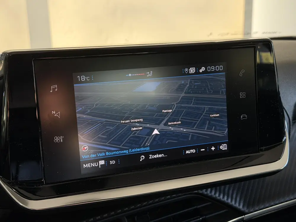 Peugeot 2008 1.2 PureTech Active uit 2021, foto 12