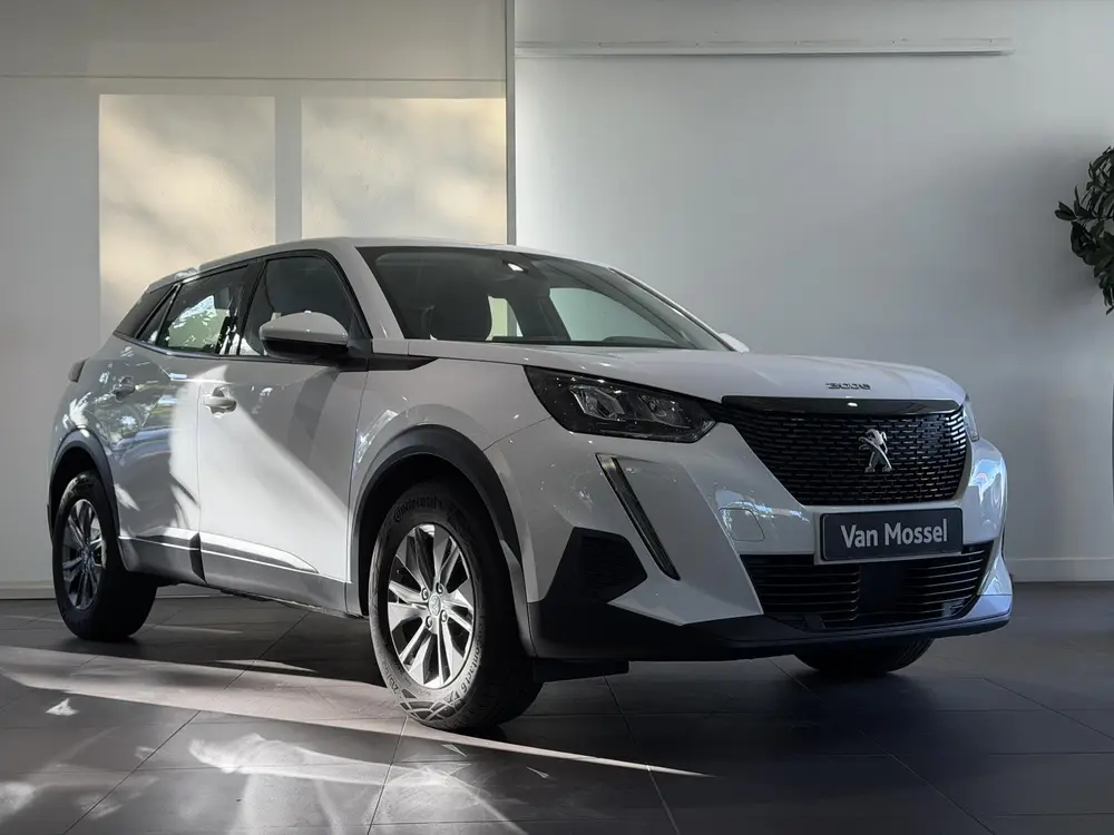 Peugeot 2008 1.2 PureTech Active uit 2021, foto 3