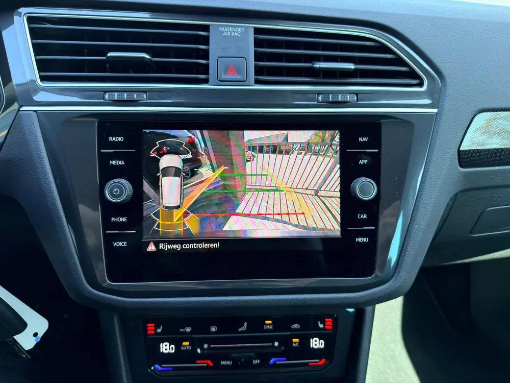 Volkswagen TIGUAN 1.4 TSI eHybrid ACC, Stoelverwarming, Came uit 2022, foto 4