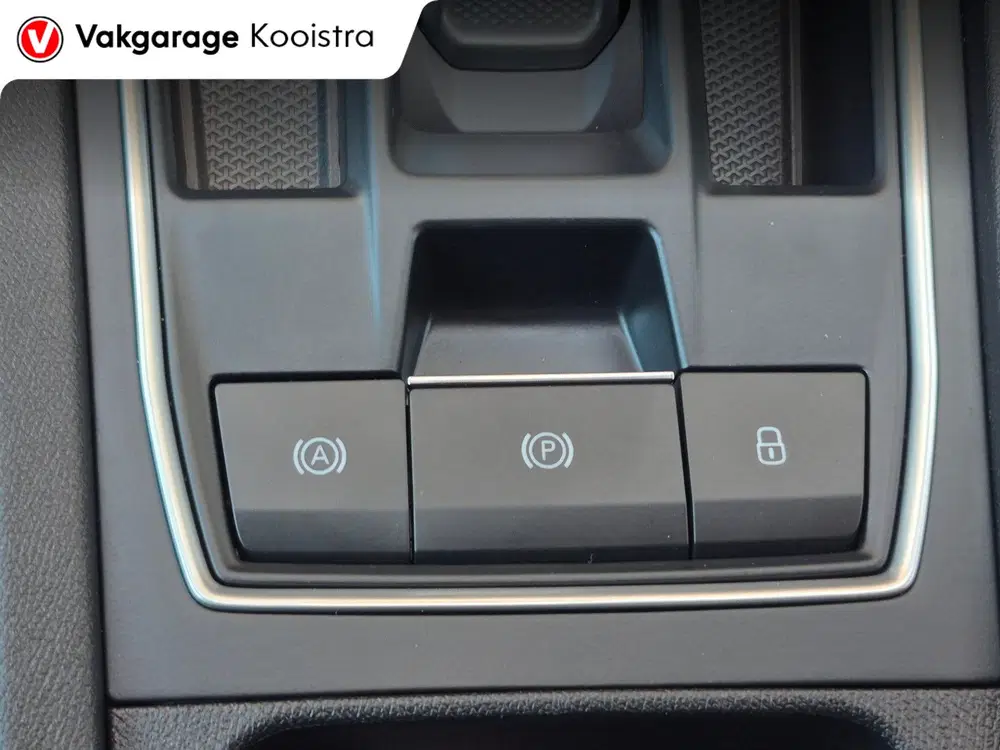 SEAT Leon 1.5 eTSI FR uit 2020, foto 17