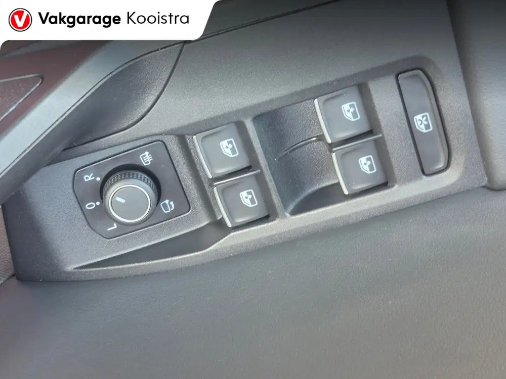 SEAT Leon 1.5 eTSI FR uit 2020, foto 20