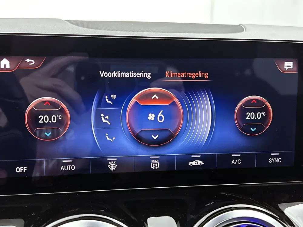 Mercedes-Benz EQA 250 Business Solution AMG 67 kWh AMG Line uit 2021, foto 11