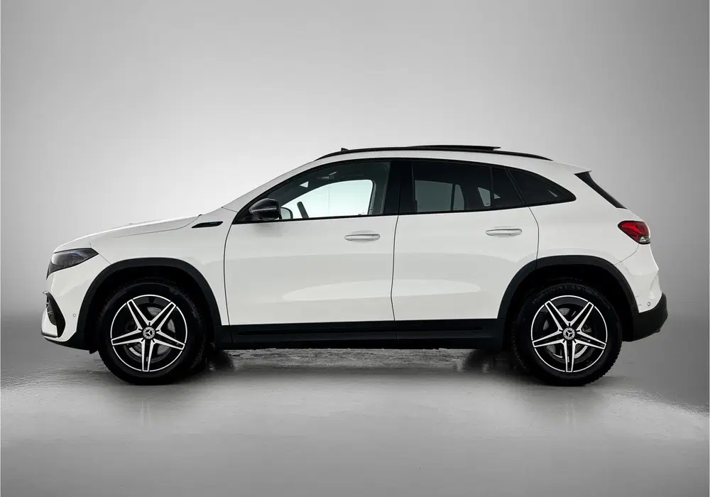 Mercedes-Benz EQA 250 Business Solution AMG 67 kWh AMG Line uit 2021, foto 3
