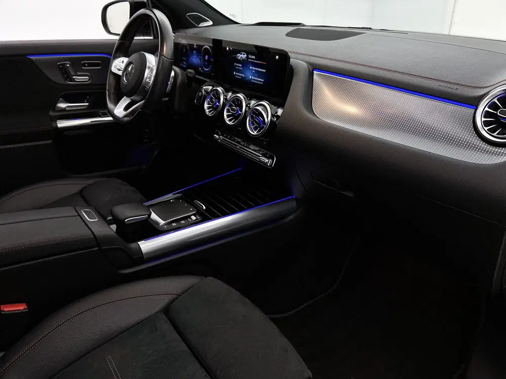 Mercedes-Benz EQA 250 Business Solution AMG 67 kWh AMG Line uit 2021, foto 7