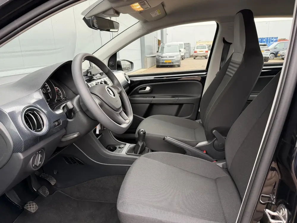 Volkswagen Up! 1.0 uit 2024, foto 9