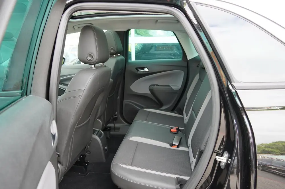 Opel Crossland 1.2 Turbo Automaat Pano uit 2019, foto 12