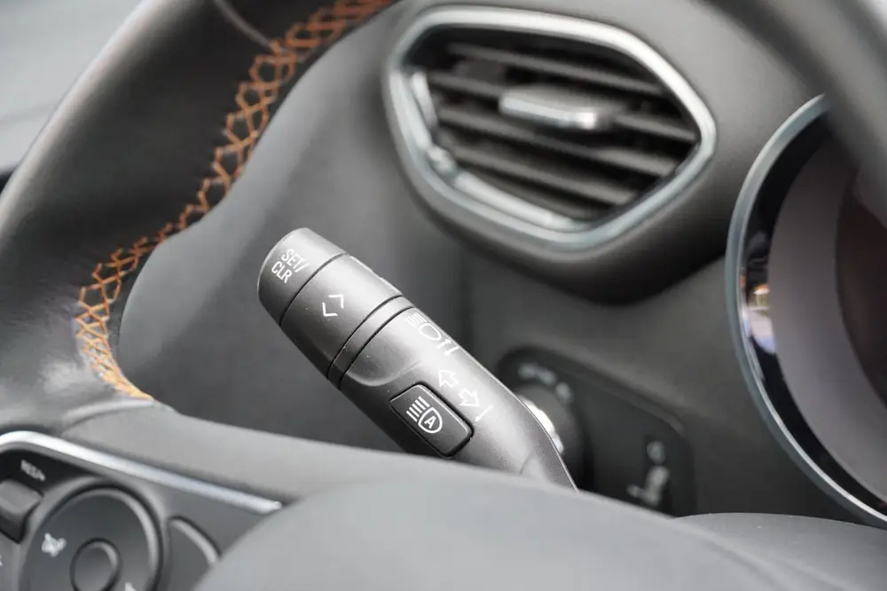 Opel Crossland 1.2 Turbo Automaat Pano uit 2019, foto 19