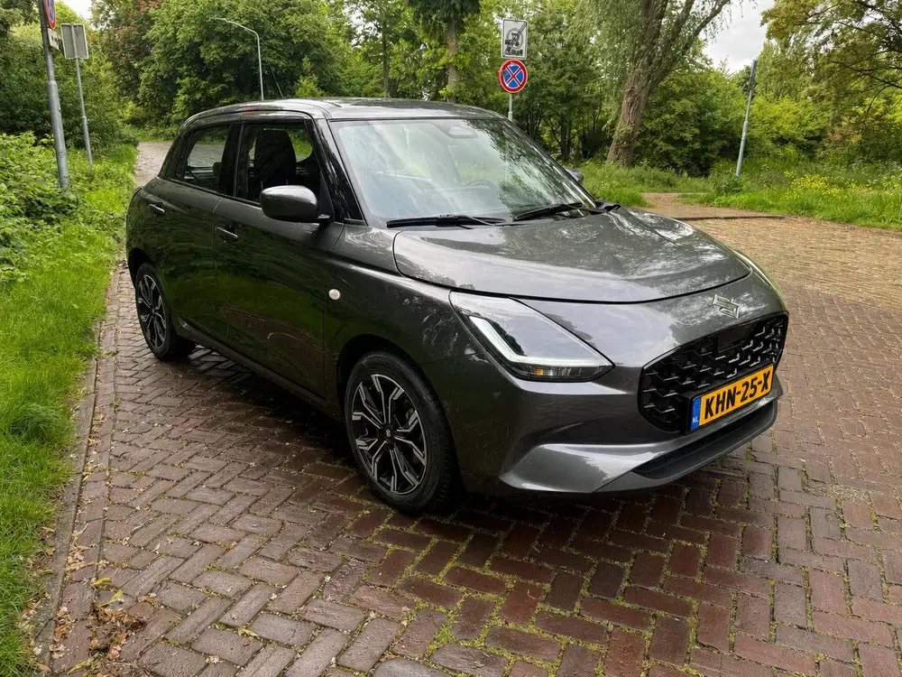 Suzuki Swift 1.2 Comfort Smart Hybrid 1 Eig.b.j. 10-202 uit 2024, foto 10