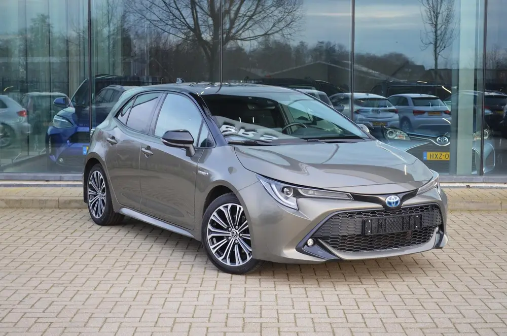 Toyota Corolla 2.0 Hybrid Executive uit 2019, foto 6