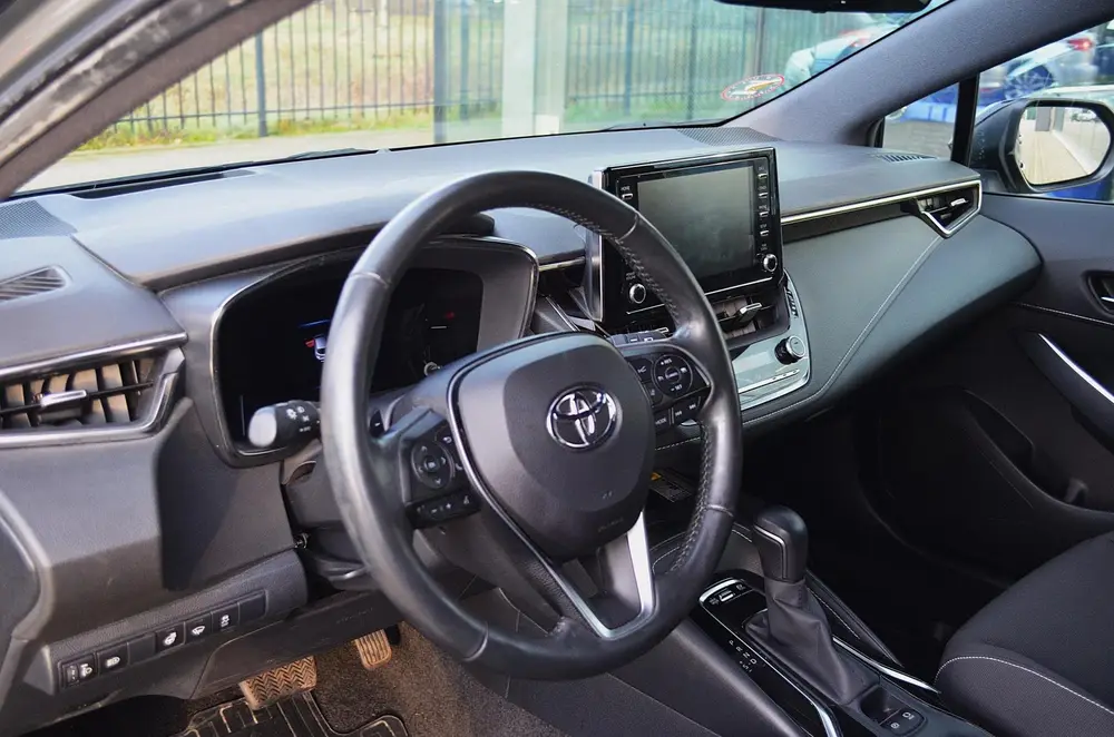 Toyota Corolla 2.0 Hybrid Executive uit 2019, foto 9