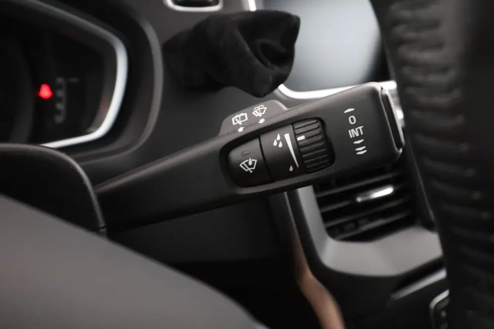 Volvo V40 Cross Country 1.5 Pro uit 2019, foto 20