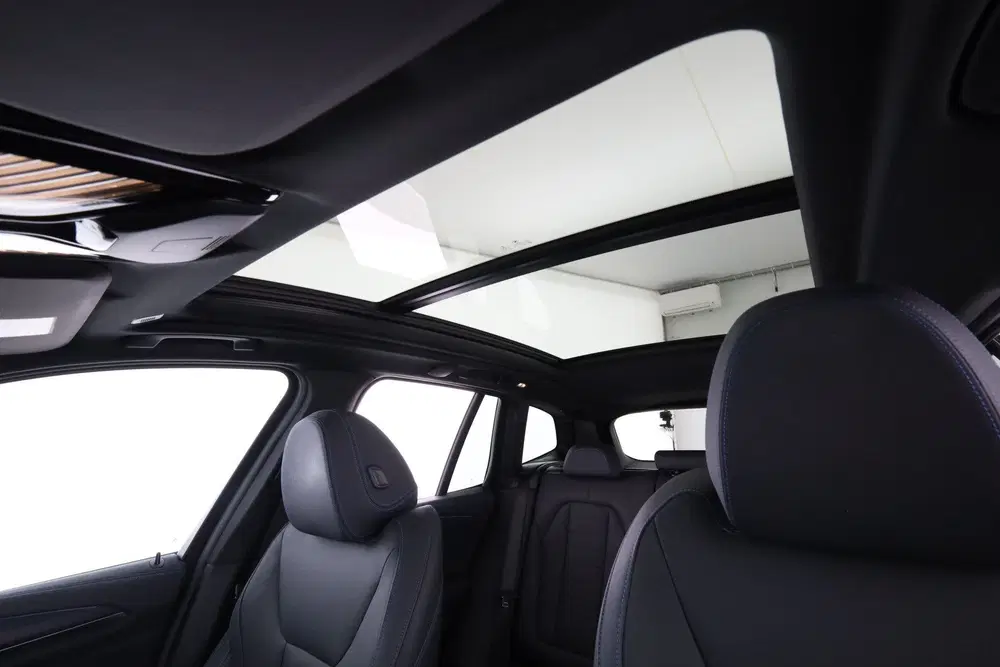 BMW iX3 Executive 80 kWh uit 2022, foto 15