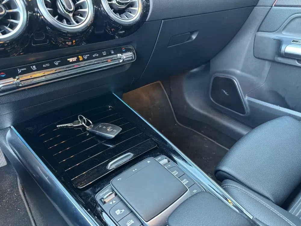 Mercedes-Benz GLA e EQ Headup uit 2021, foto 16