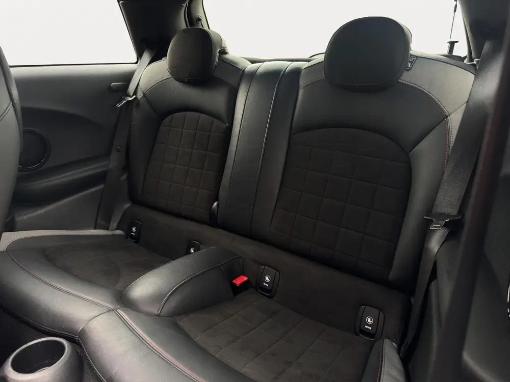 Mini 3-Deurs 2.0 Cooper S 192PK John Cooper Works Pano Schaa uit 2019, foto 12