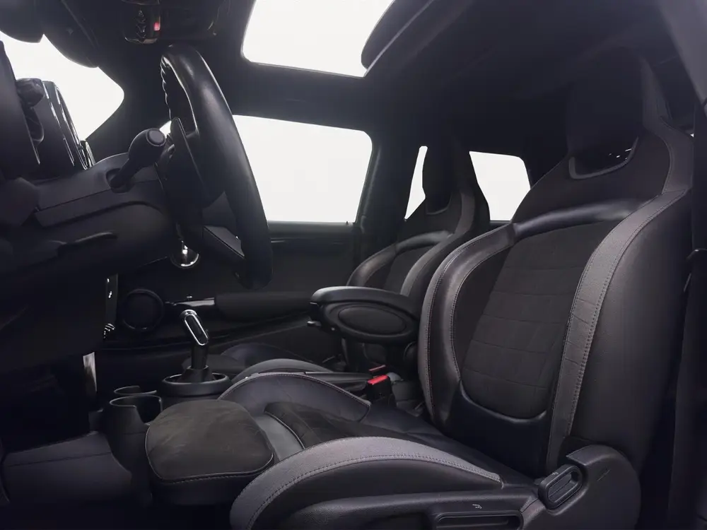 Mini 3-Deurs 2.0 Cooper S 192PK John Cooper Works Pano Schaa uit 2019, foto 9