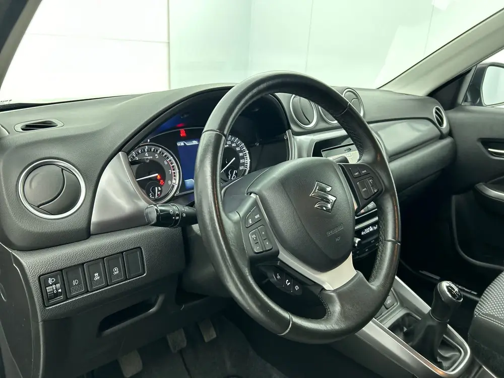 Suzuki Vitara 1.0 Boosterjet Comfort | Cruise control | Stoe uit 2019, foto 5