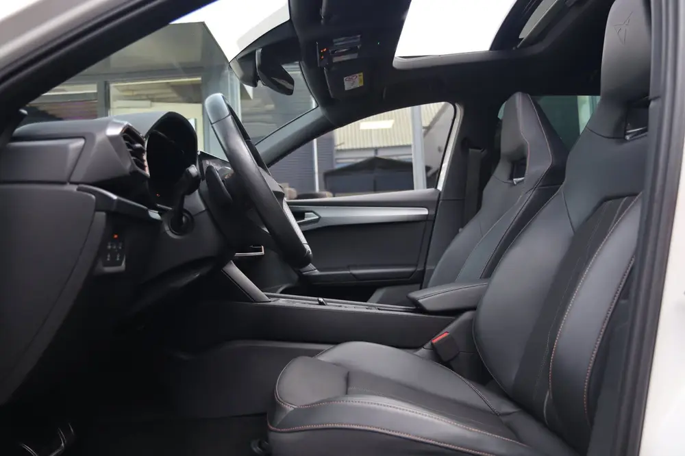 Cupra Leon 1.4 e-Hybrid uit 2021, foto 15