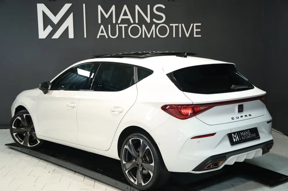 Cupra Leon 1.4 e-Hybrid uit 2021, foto 5